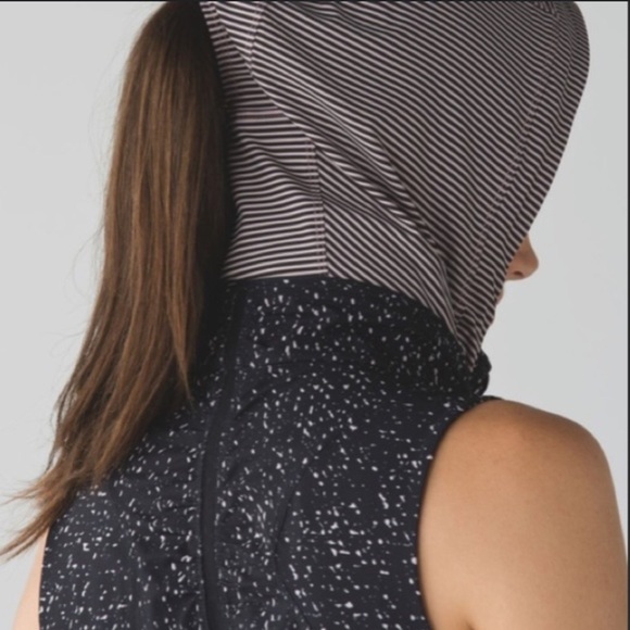 Lululemon go distance vest butterfly texture Sz-6 - Picture 4 of 8